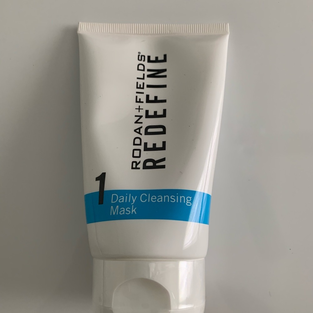 Rodan +Fields Redefine Daily Cleansing Mask